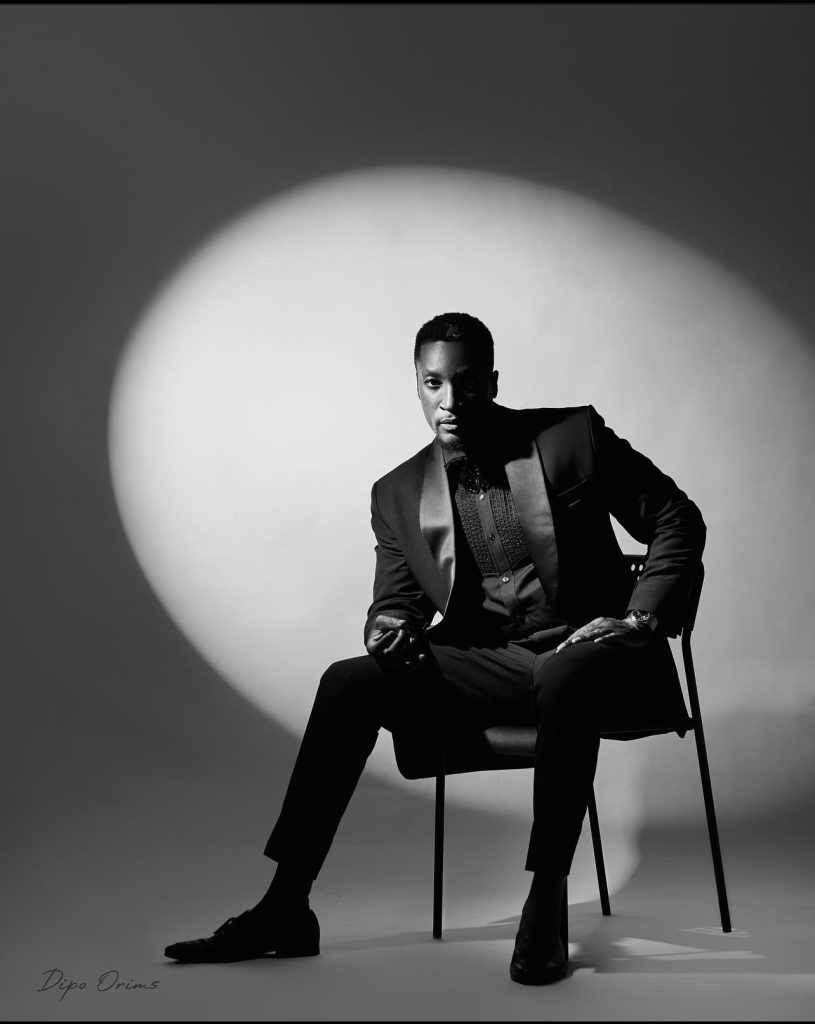 Stars dazzle in The 60s Theme For Aunty Mo